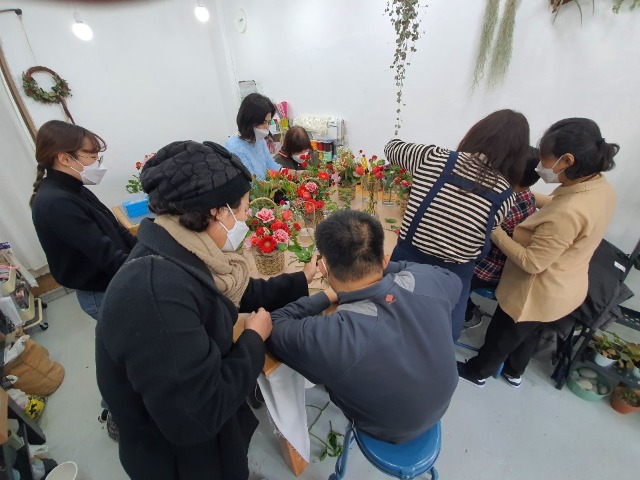 1112 꽃바구니만들기_2.jpg